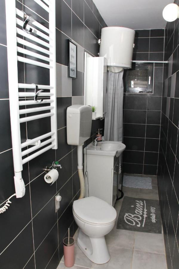 Apartamento Apartman Zen Osijek Exterior foto